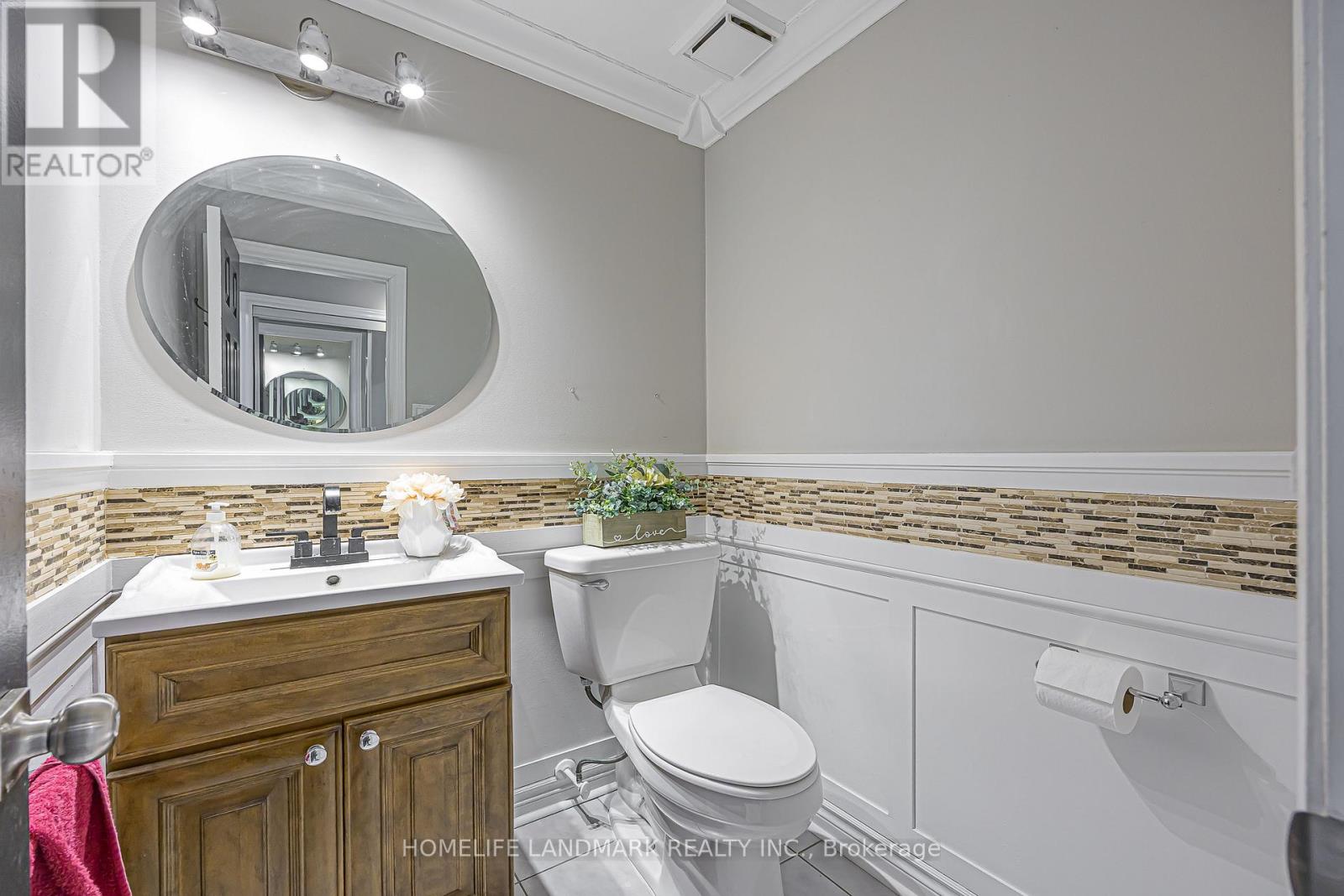 246 Jelley Avenue, Newmarket, Ontario  L3X 1S6 - Photo 29 - N12809804