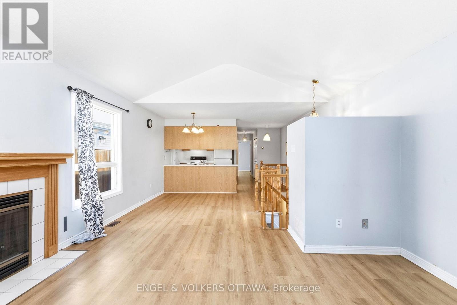 18 Steeple Chase Drive, Ottawa, Ontario  K2M 2K1 - Photo 8 - X12809830