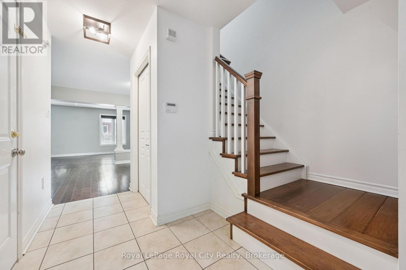 77 Laughland Lane, Guelph (Pineridge/westminster Woods), Ontario  N1L 0C6 - Photo 7 - X12809840