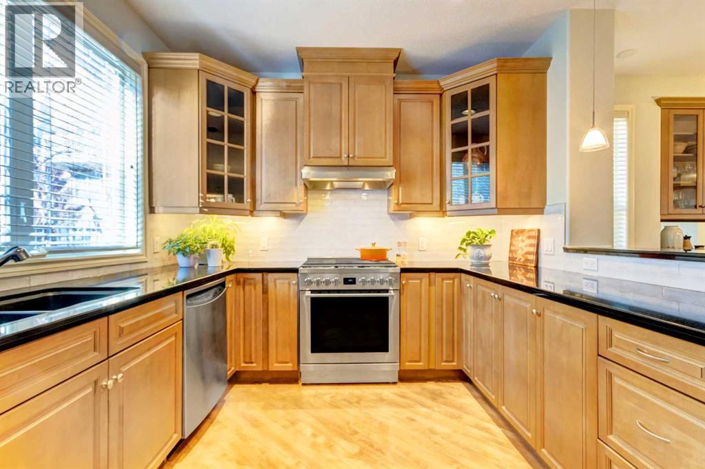 236 Somme Avenue Sw, Calgary, Alberta  T2T 5J9 - Photo 8 - A2283241