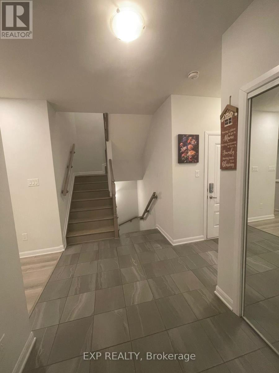 1075 Ballyhale Heights S, Ottawa, Ontario  K2J 6Y1 - Photo 3 - X12809850