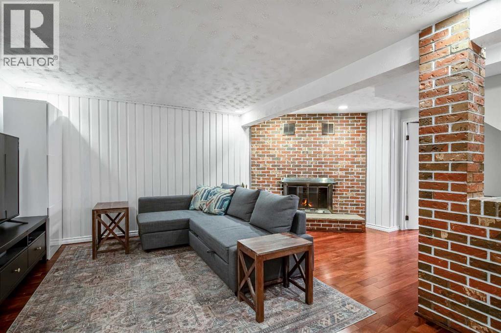 71 Strathcona Crescent Sw, Calgary, Alberta  T3H 1K9 - Photo 20 - A2287393