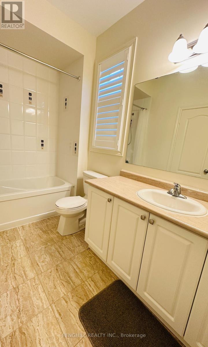 59 Radial Drive, Aurora, Ontario  L4G 0Z8 - Photo 5 - N12809848