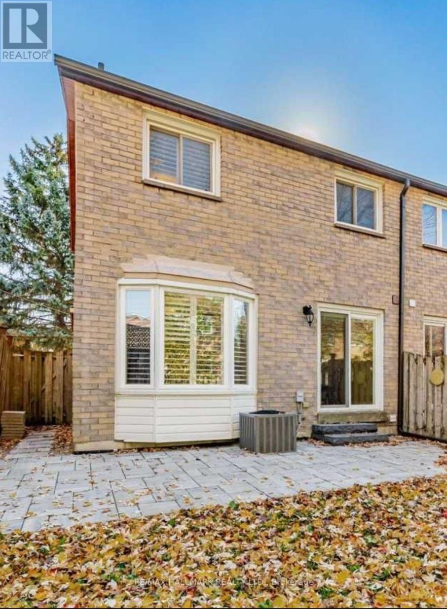 184 Observatory Lane, Richmond Hill, Ontario  L4C 8K7 - Photo 12 - N12800080