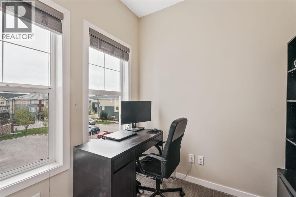 305, 402 Marquis Lane Se, Calgary, Alberta  T3M 2G7 - Photo 15 - A2286949