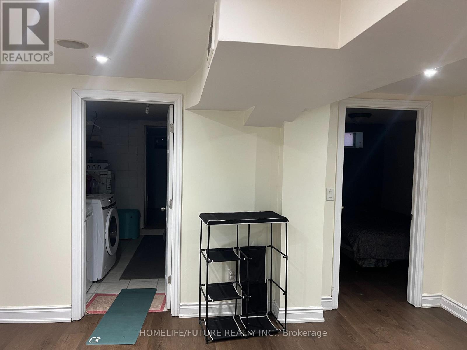 Bsmt - 35 Yelland Street, Toronto, Ontario  M9N 3M3 - Photo 4 - W12806418