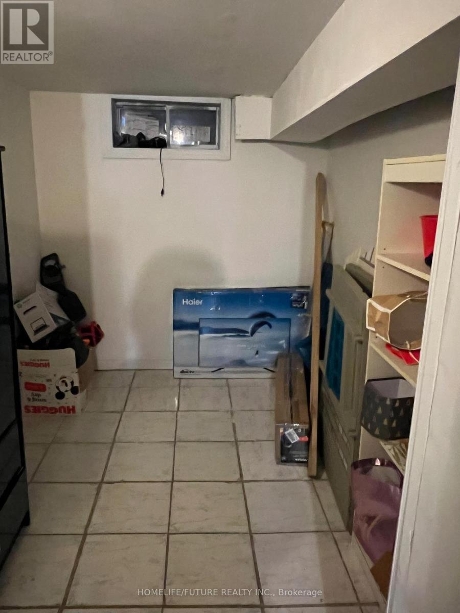 Bsmt - 35 Yelland Street, Toronto, Ontario  M9N 3M3 - Photo 6 - W12806418