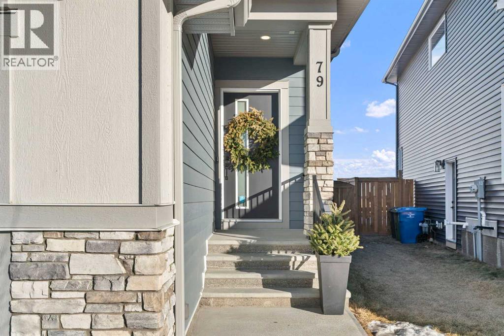 79 Sandpiper Bend, Chestermere, Alberta  T1X 2S6 - Photo 2 - A2279050