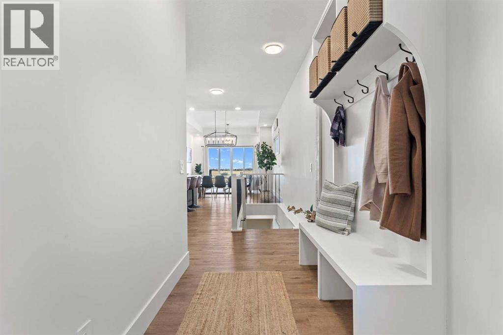 79 Sandpiper Bend, Chestermere, Alberta  T1X 2S6 - Photo 4 - A2279050