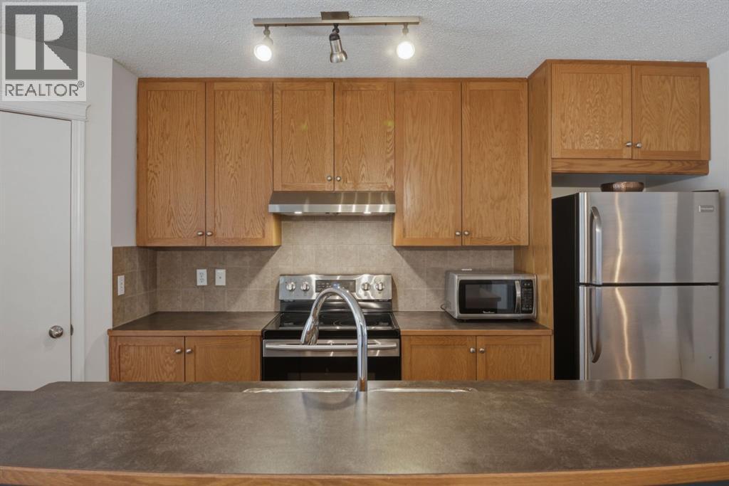 59 Prestwick Bay Se, Calgary, Alberta  T2Z 4S4 - Photo 13 - A2287126