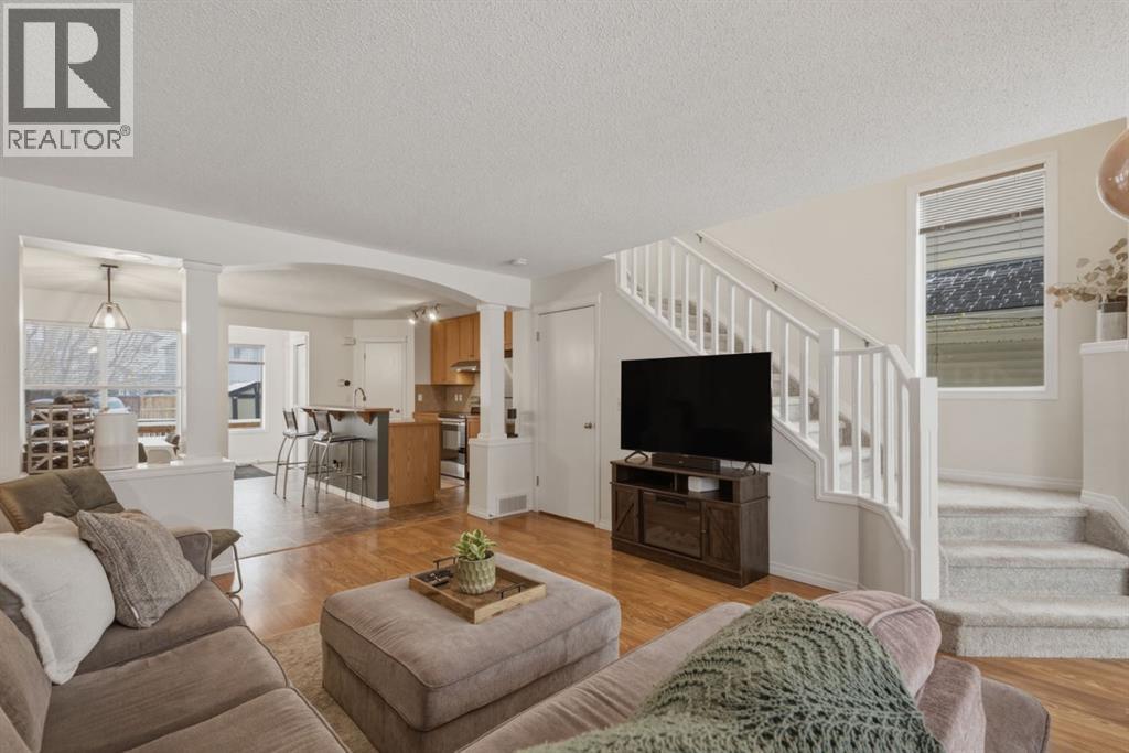 59 Prestwick Bay Se, Calgary, Alberta  T2Z 4S4 - Photo 6 - A2287126