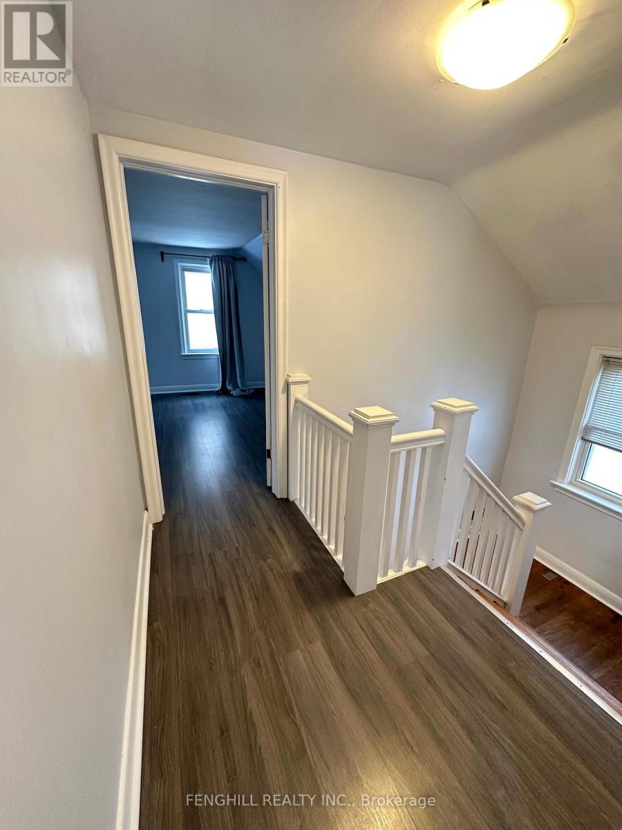 Main - 218 Finch Avenue E, Toronto, Ontario  M2N 4R9 - Photo 4 - C12809858