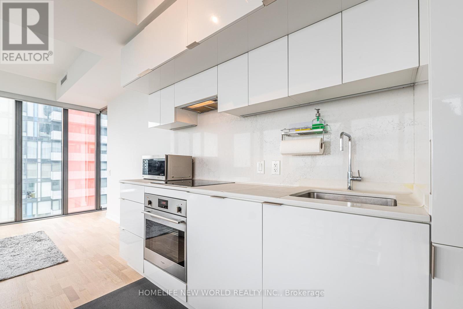 3310 - 185 Roehampton Avenue, Toronto (Mount Pleasant West), Ontario  M4P 0C6 - Photo 8 - C12809860