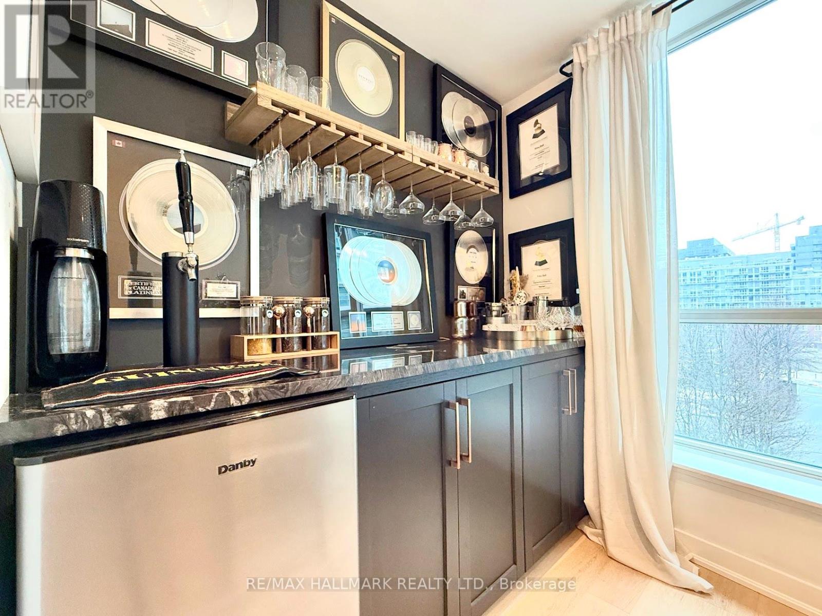 403 - 50 Lynn Williams Street, Toronto, Ontario  M6K 3R9 - Photo 8 - C12809864