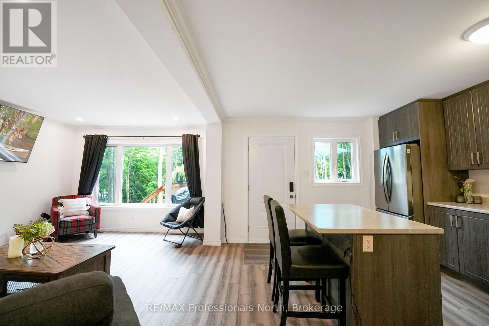 1065 Henderson's Road, Minden Hills (Lutterworth), Ontario  K0M 2S0 - Photo 16 - X12809886