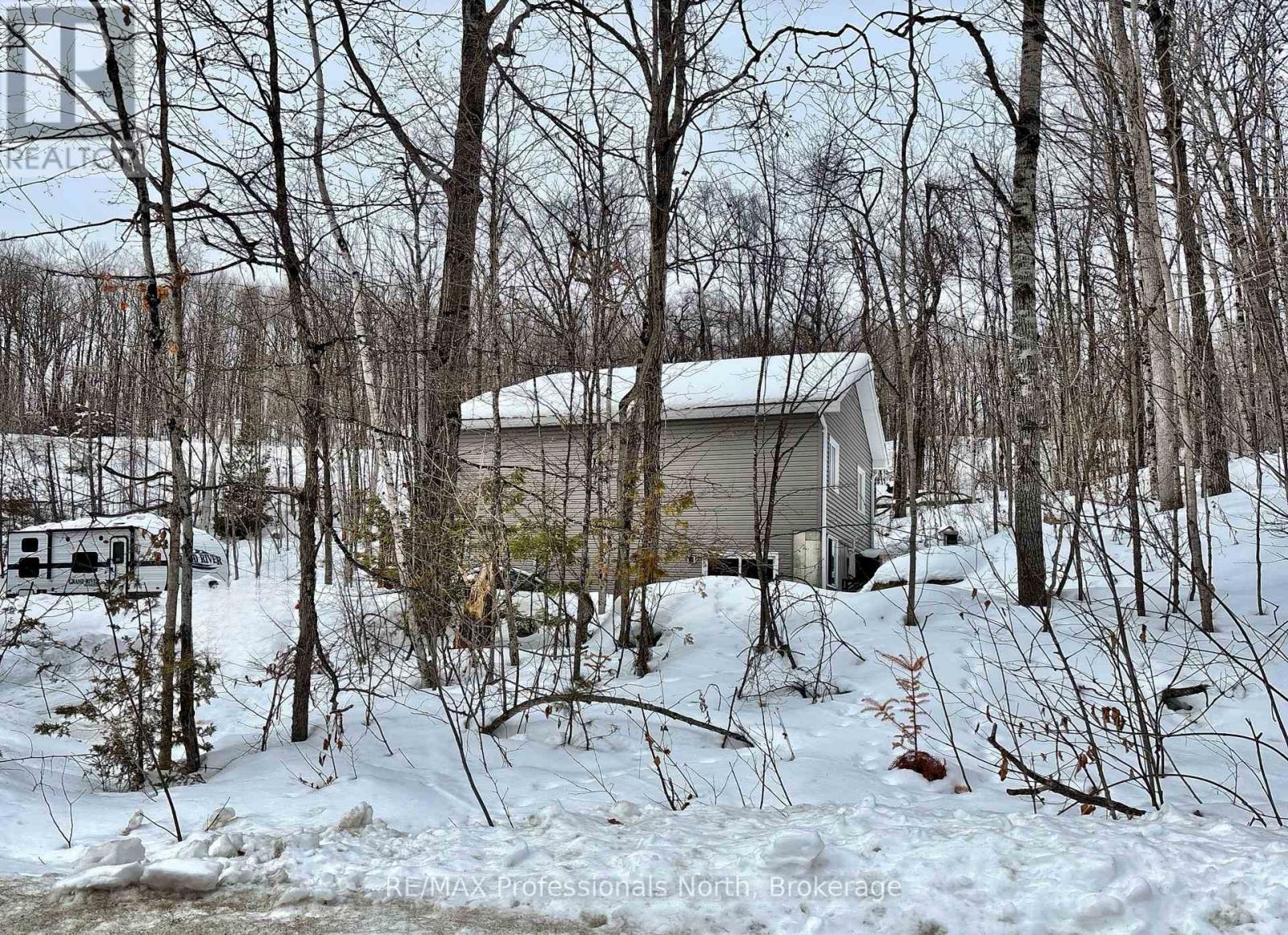 1065 Henderson's Road, Minden Hills (Lutterworth), Ontario  K0M 2S0 - Photo 35 - X12809886