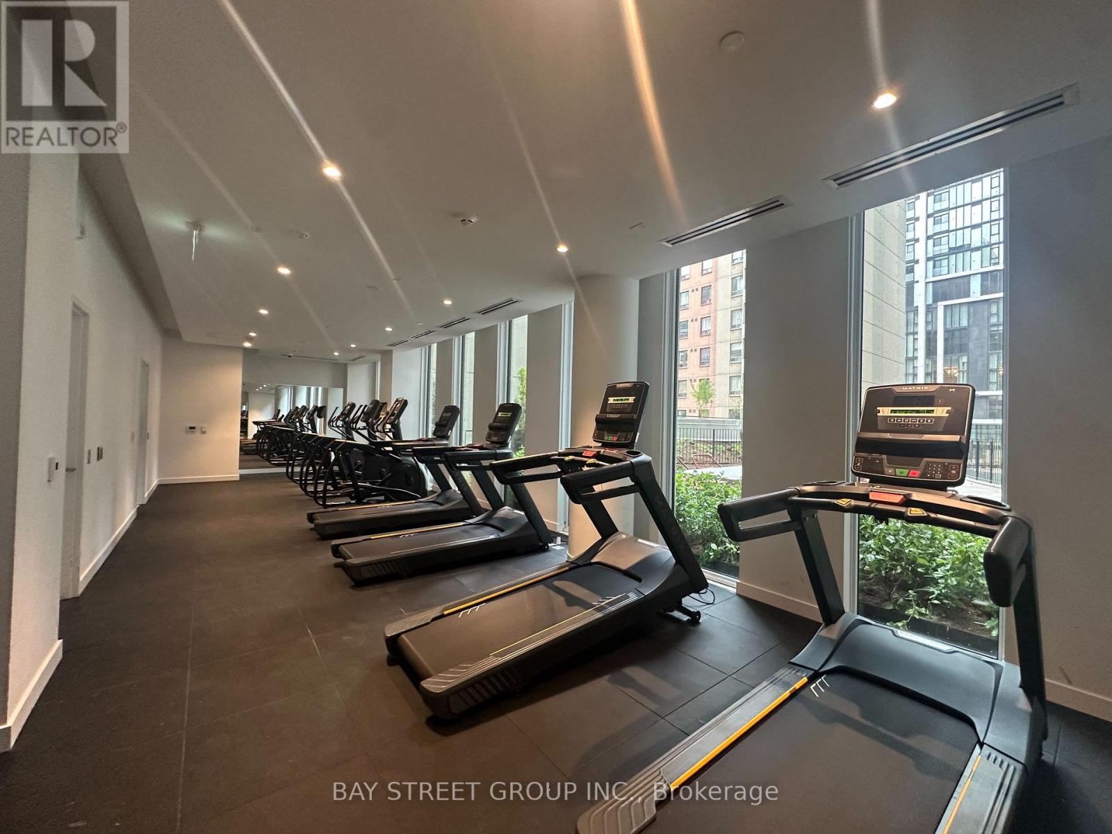 2006 - 238 Simcoe Street, Toronto, Ontario  M5T 3B9 - Photo 16 - C12809884