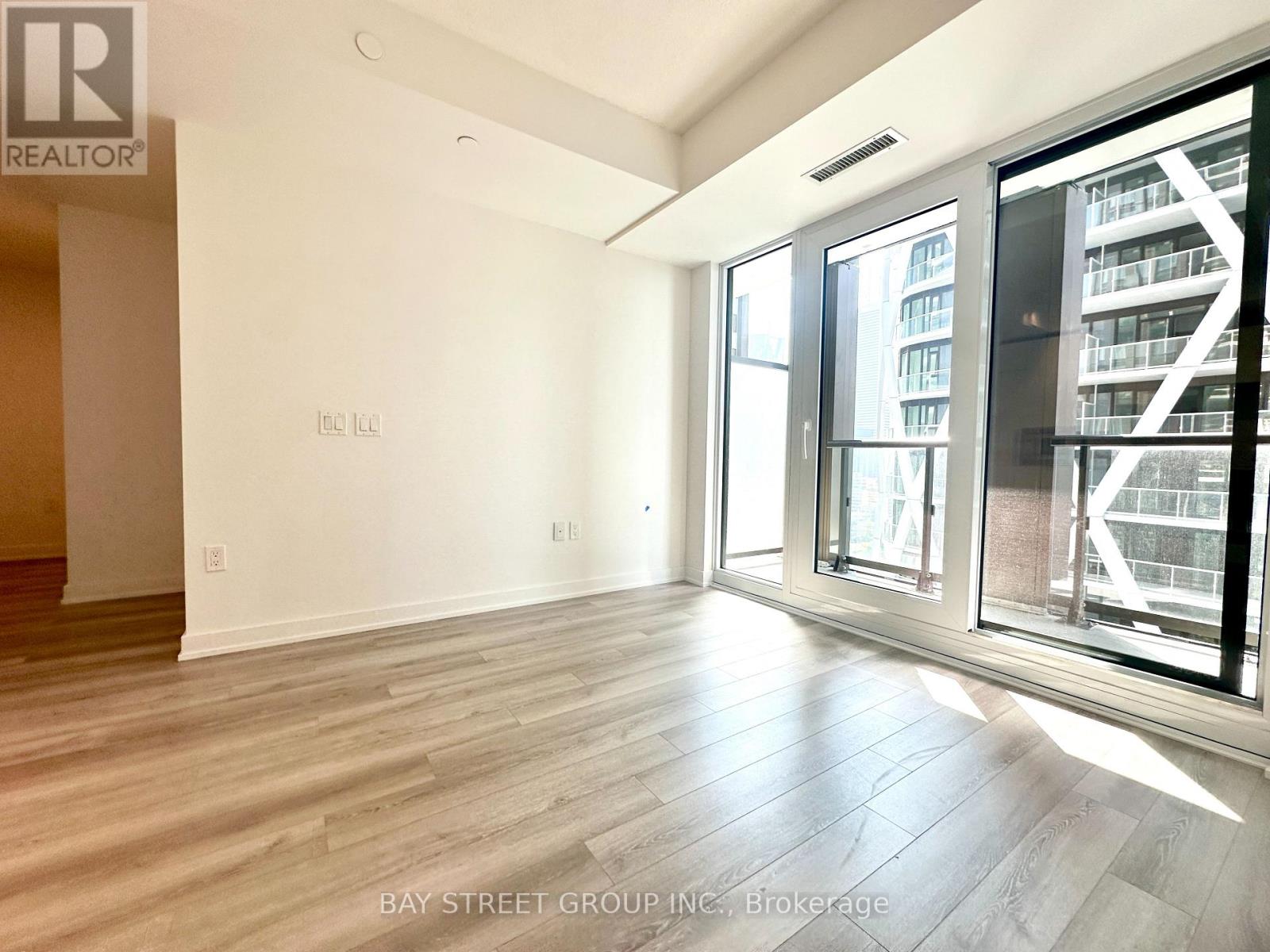2006 - 238 Simcoe Street, Toronto, Ontario  M5T 3B9 - Photo 7 - C12809884