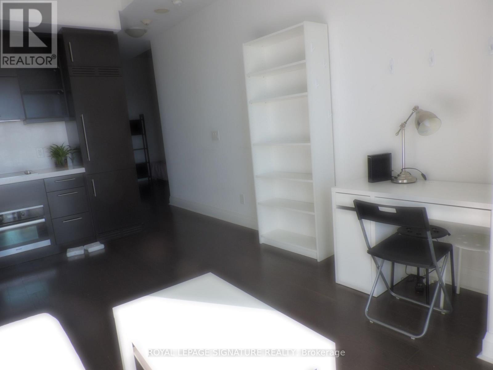 3704 - 65 St. Mary Street, Toronto, Ontario  M5S 0A6 - Photo 3 - C12809200