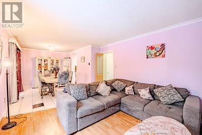 70 Somerset Drive, Brampton, Ontario  L6Z 1C5 - Photo 29 - W12809870