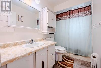 70 Somerset Drive, Brampton, Ontario  L6Z 1C5 - Photo 40 - W12809870