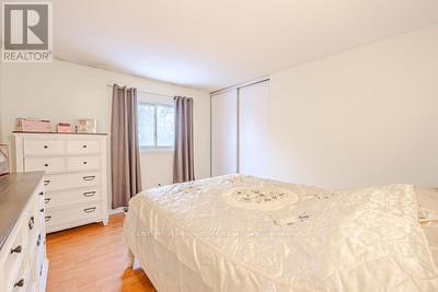 70 Somerset Drive, Brampton, Ontario  L6Z 1C5 - Photo 41 - W12809870