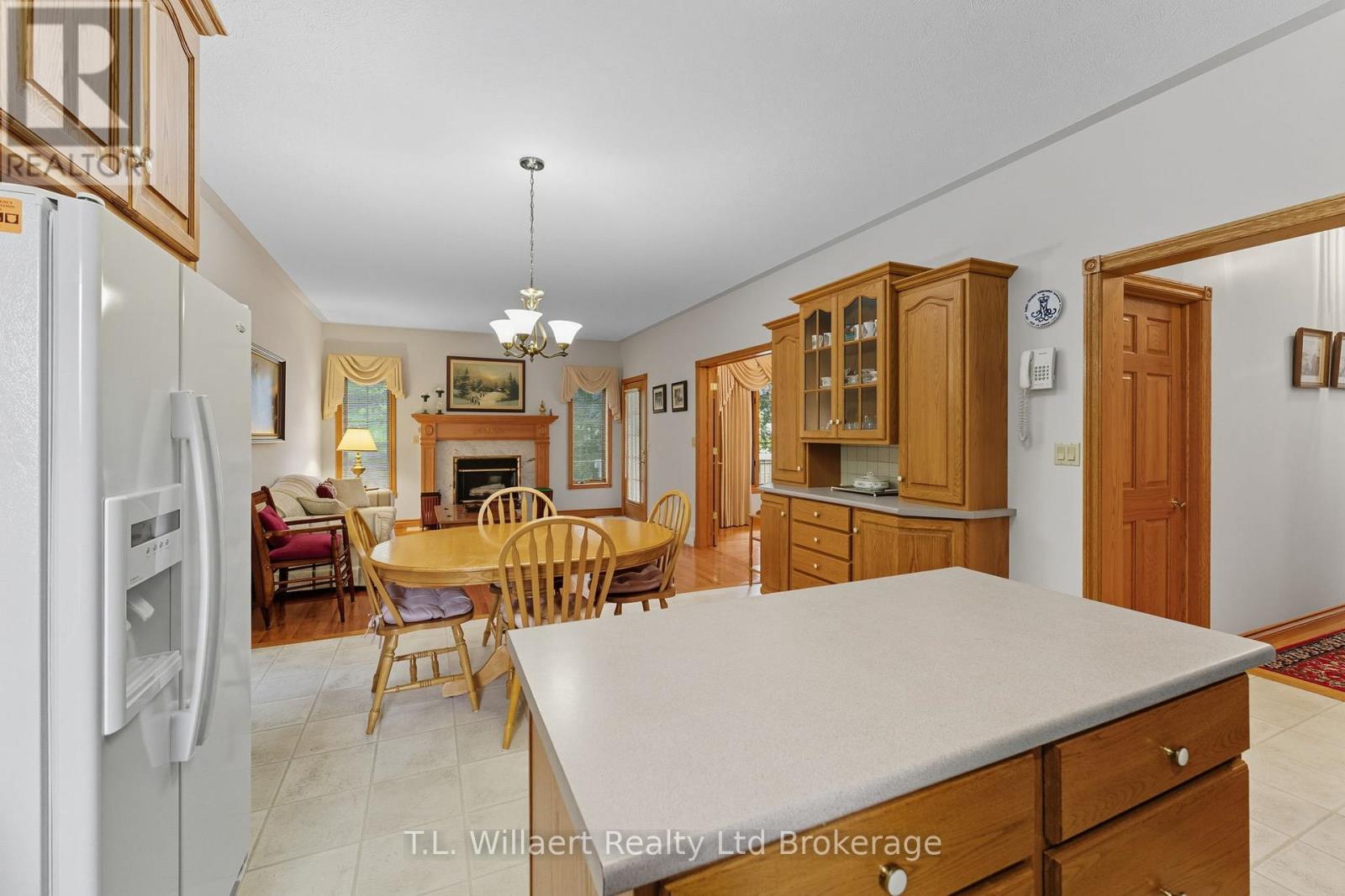 51 Demeyere Avenue, Tillsonburg, Ontario  N4G 5P8 - Photo 13 - X12426552