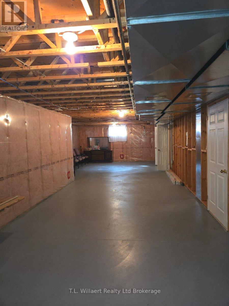 51 Demeyere Avenue, Tillsonburg, Ontario  N4G 5P8 - Photo 24 - X12426552