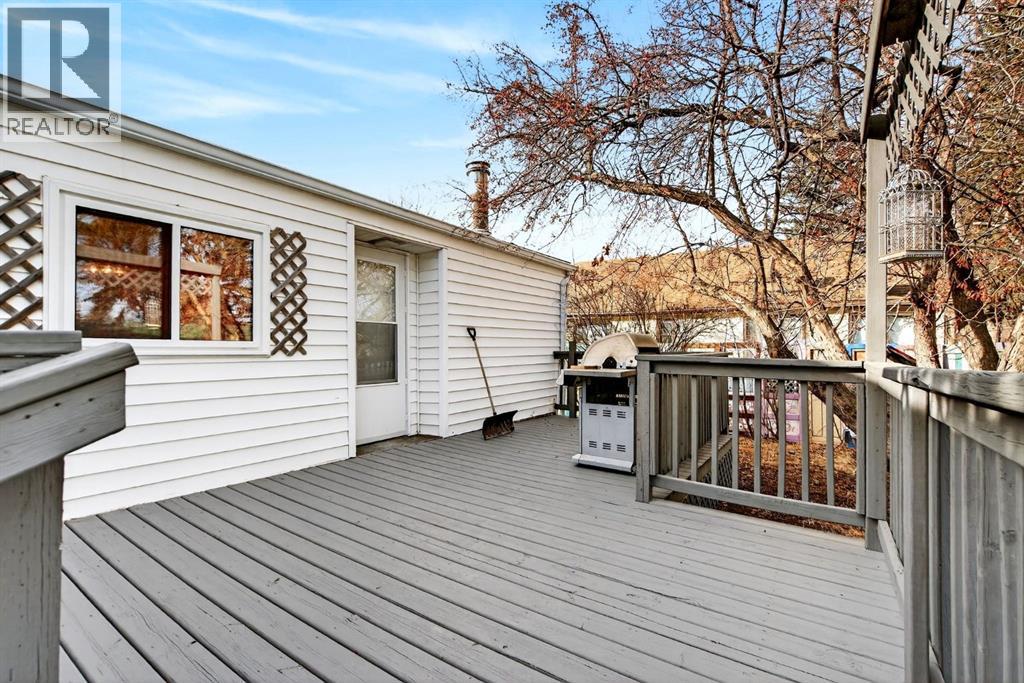 209 Sunset Boulevard SW, Diamond Valley, Alberta