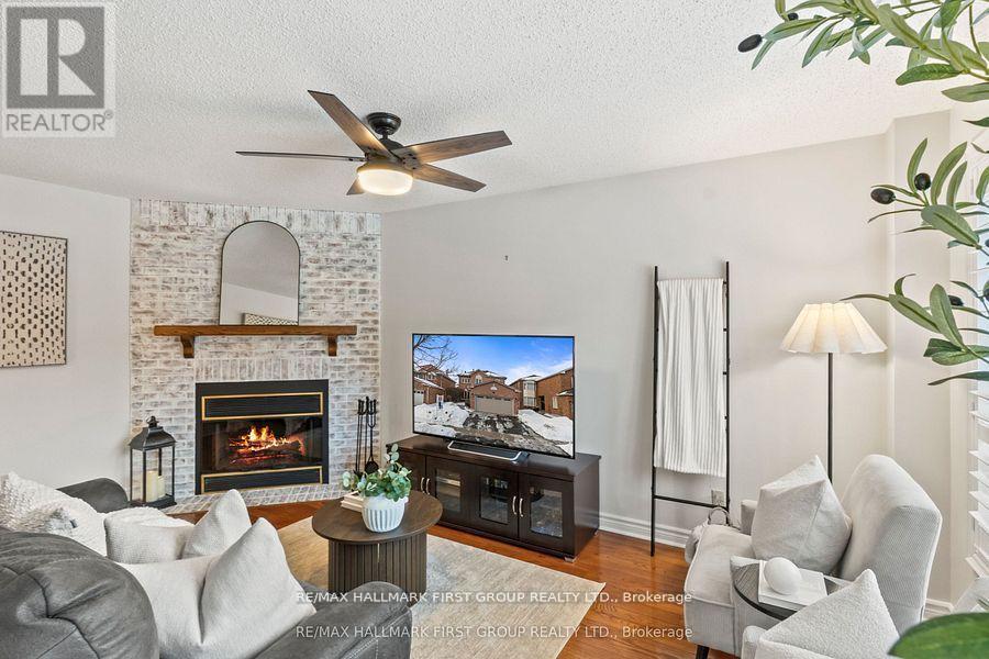 4 Winterberry Drive, Whitby, Ontario  L1R 1Z2 - Photo 13 - E12809898