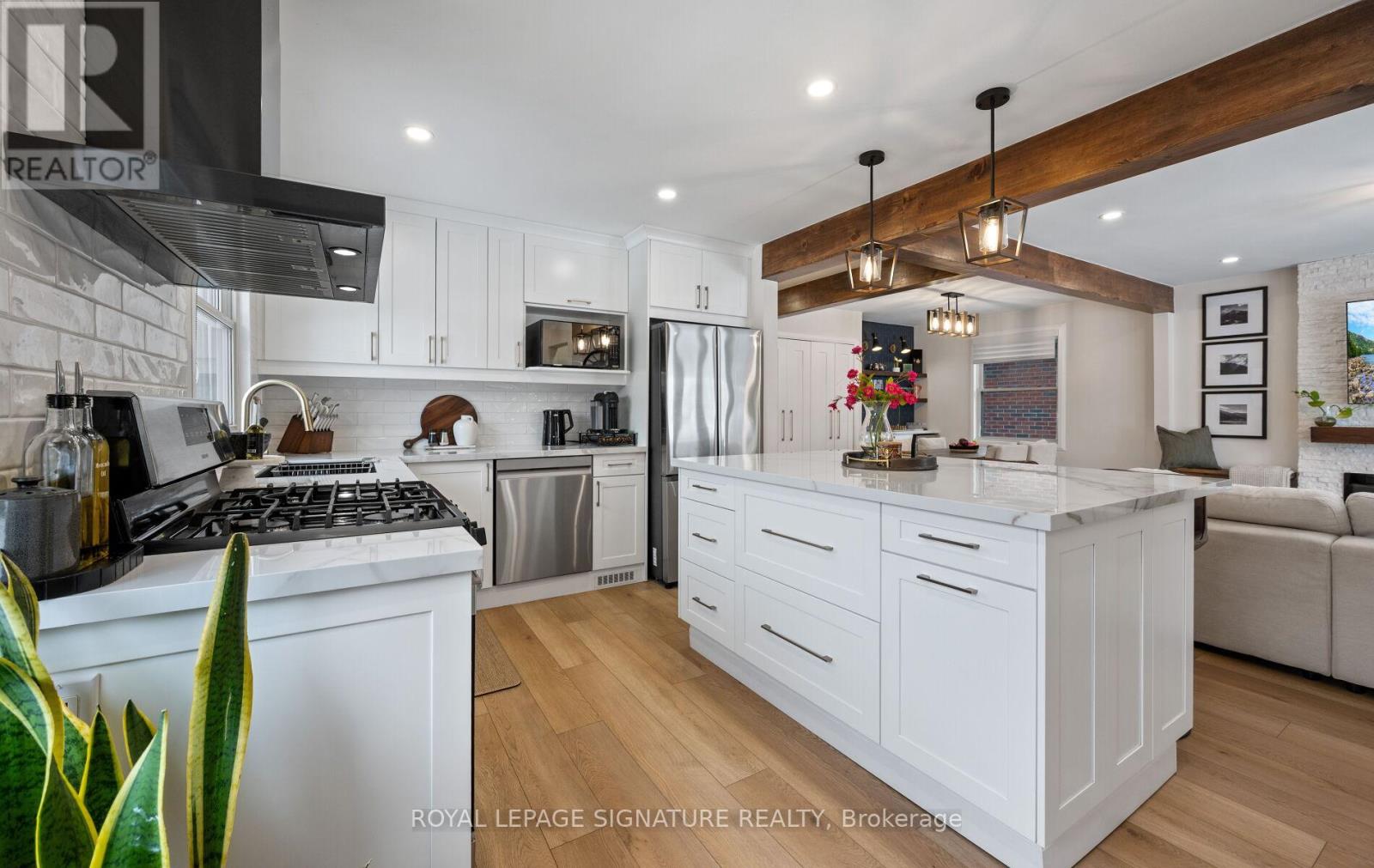 357 Rossland Road E, Oshawa, Ontario  L1G 2X2 - Photo 18 - E12809906