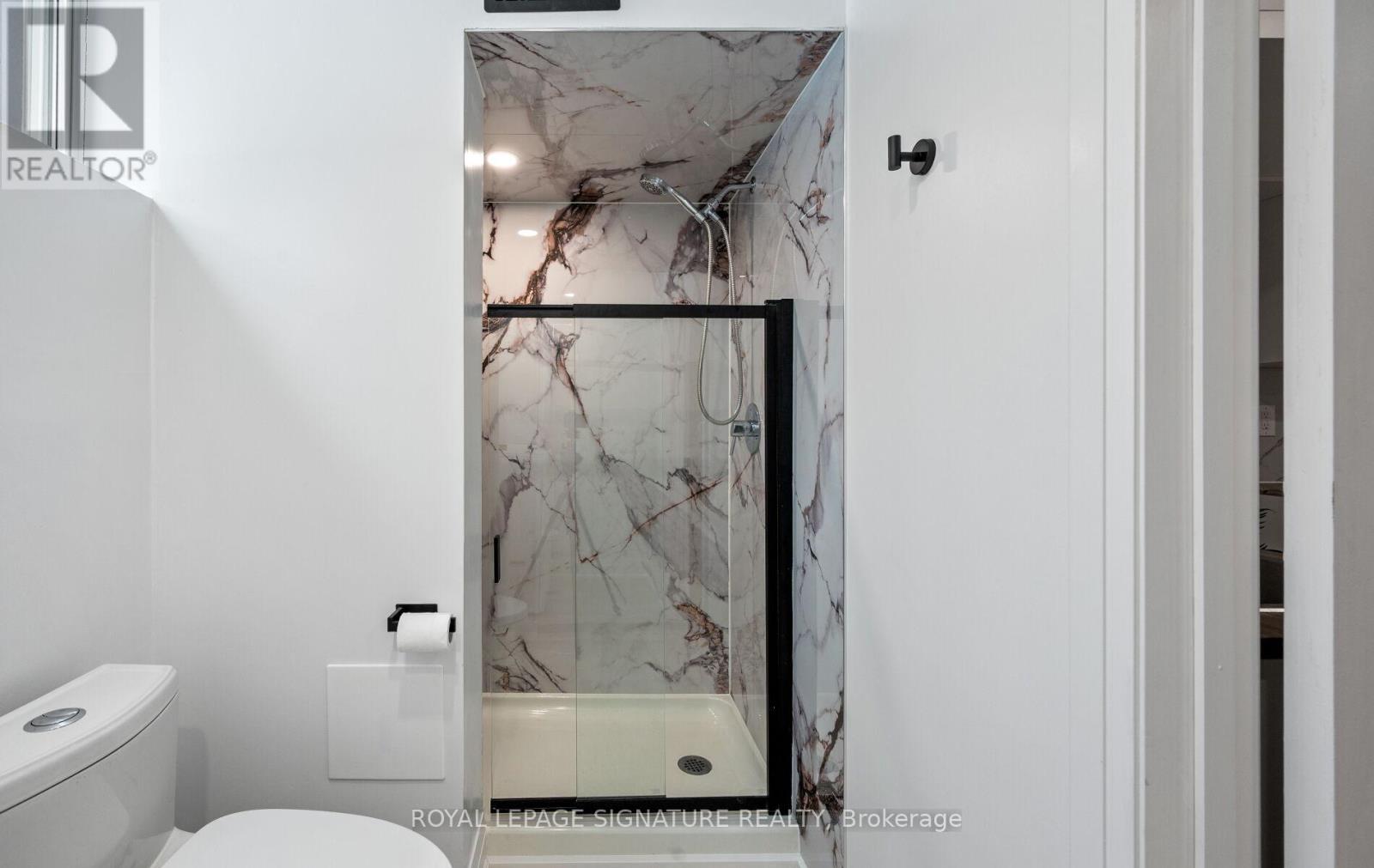 357 Rossland Road E, Oshawa, Ontario  L1G 2X2 - Photo 38 - E12809906