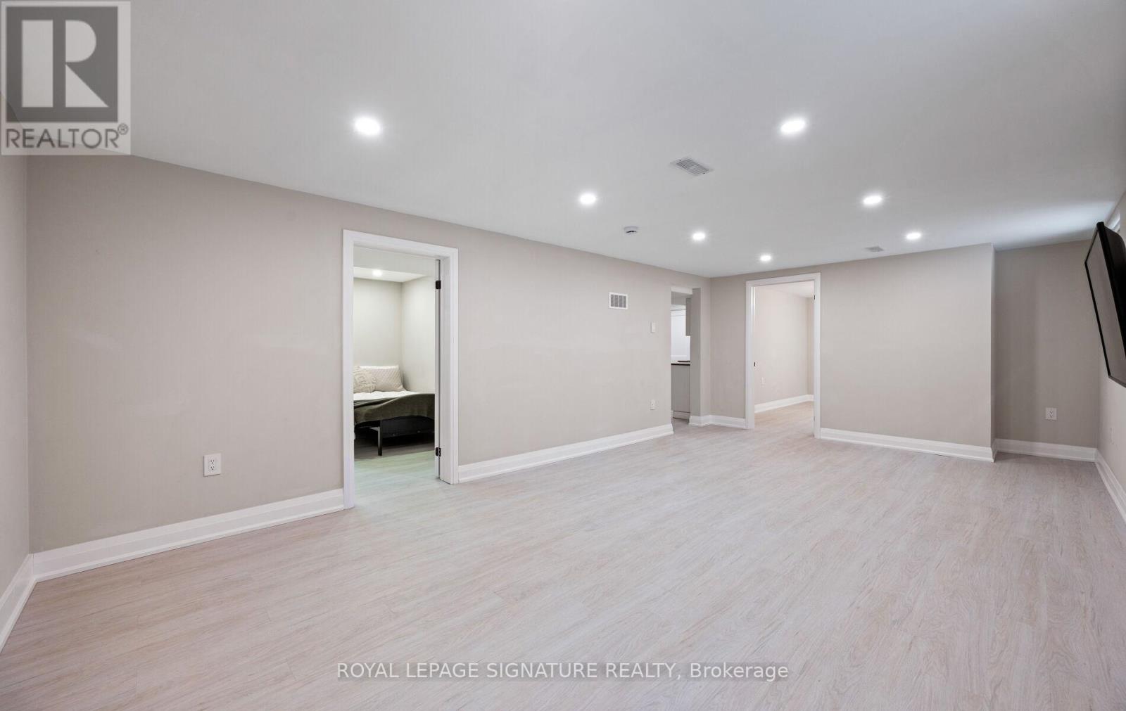 357 Rossland Road E, Oshawa, Ontario  L1G 2X2 - Photo 43 - E12809906