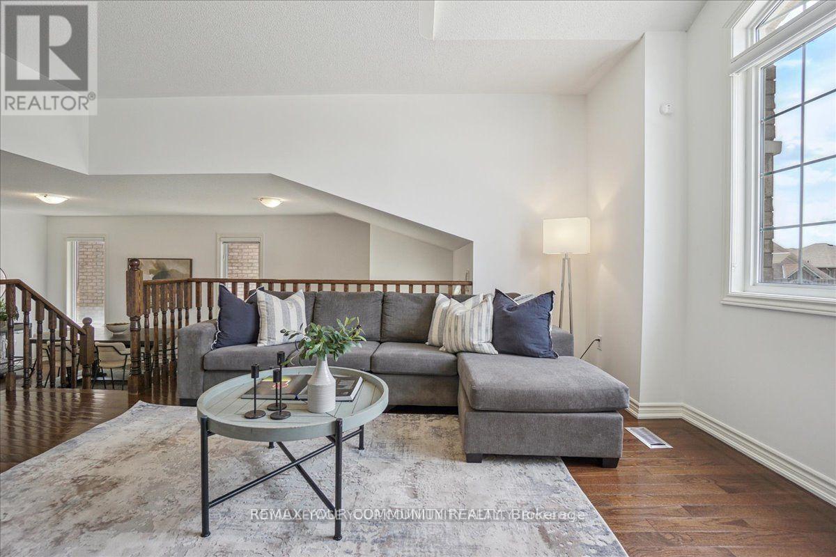 2172 Dawson Crescent, Innisfil (Alcona), Ontario  L9S 0H1 - Photo 12 - N12809908