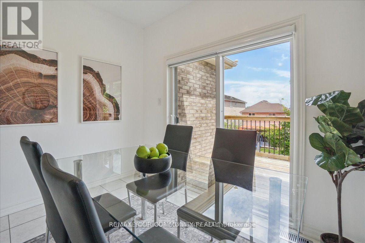 2172 Dawson Crescent, Innisfil (Alcona), Ontario  L9S 0H1 - Photo 18 - N12809908