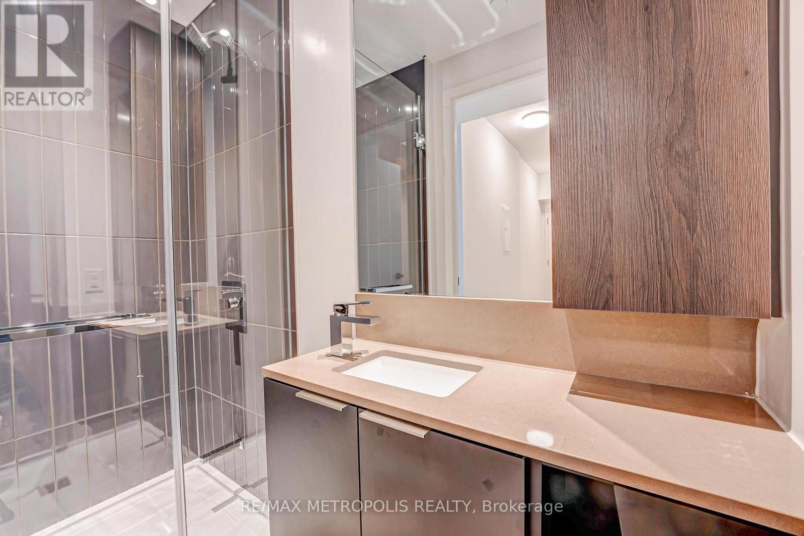 1101 - 3900 Confederation Parkway, Mississauga, Ontario  L5B 4M6 - Photo 28 - W12809890