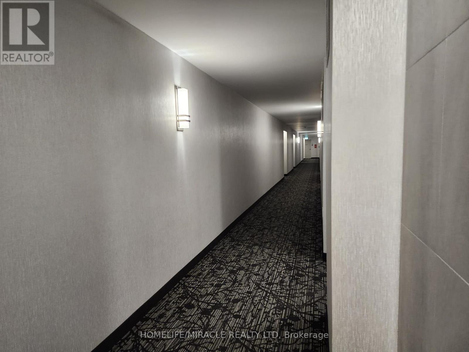 504 - 25 Fairview Road, Mississauga, Ontario  L5B 3Y8 - Photo 11 - W12809892