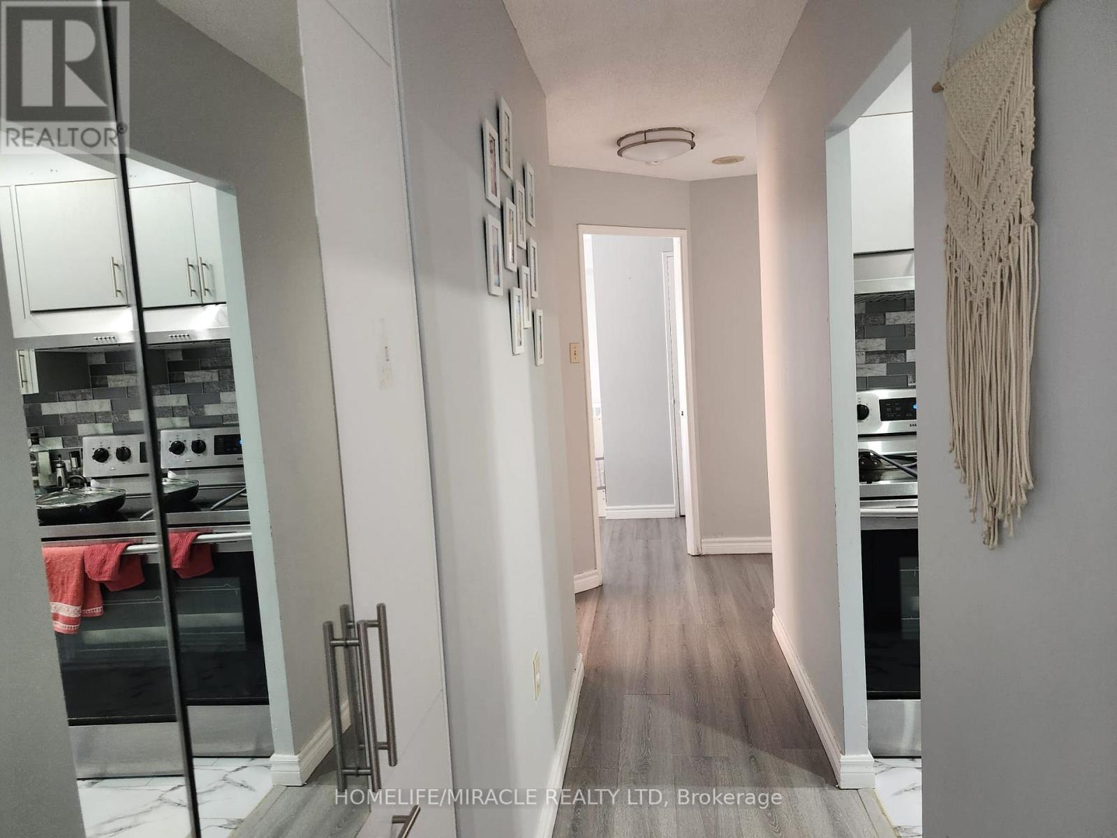 504 - 25 Fairview Road, Mississauga, Ontario  L5B 3Y8 - Photo 16 - W12809892