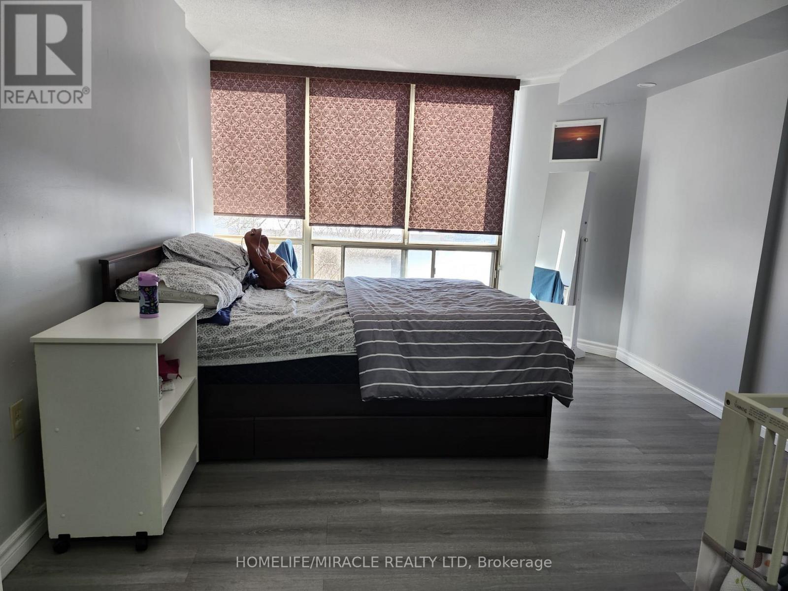 504 - 25 Fairview Road, Mississauga, Ontario  L5B 3Y8 - Photo 23 - W12809892