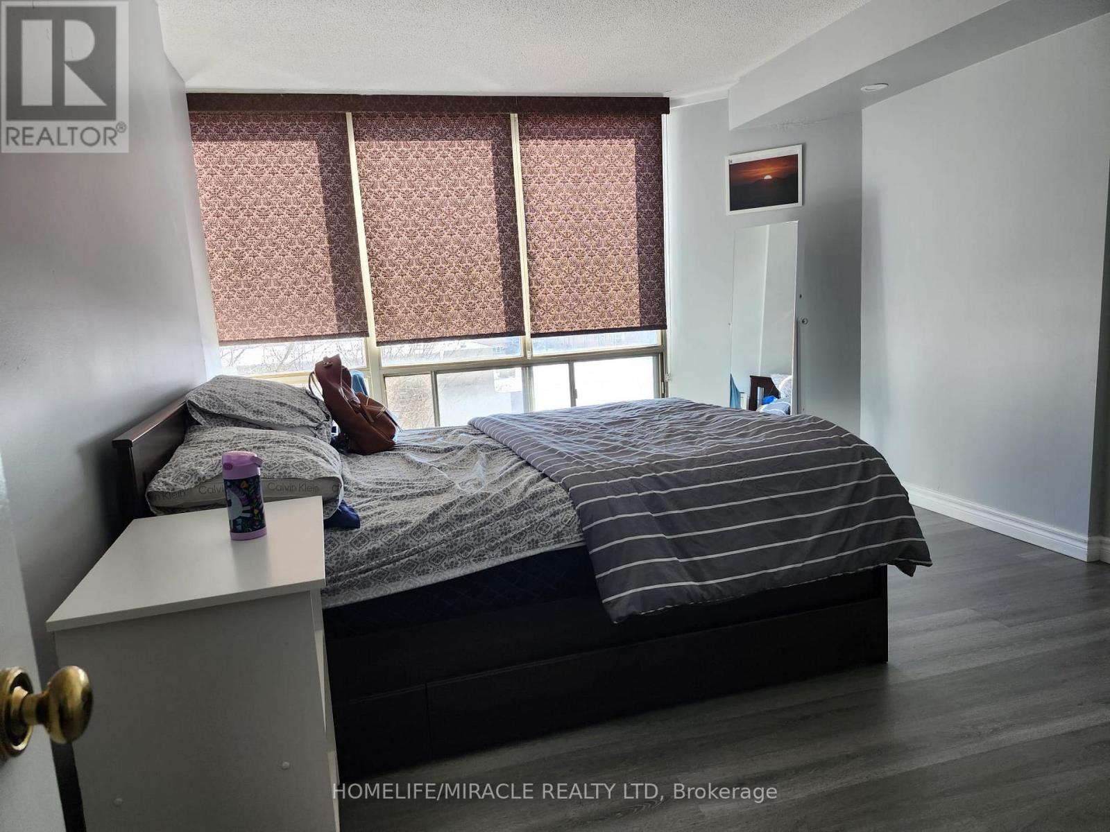 504 - 25 Fairview Road, Mississauga, Ontario  L5B 3Y8 - Photo 24 - W12809892