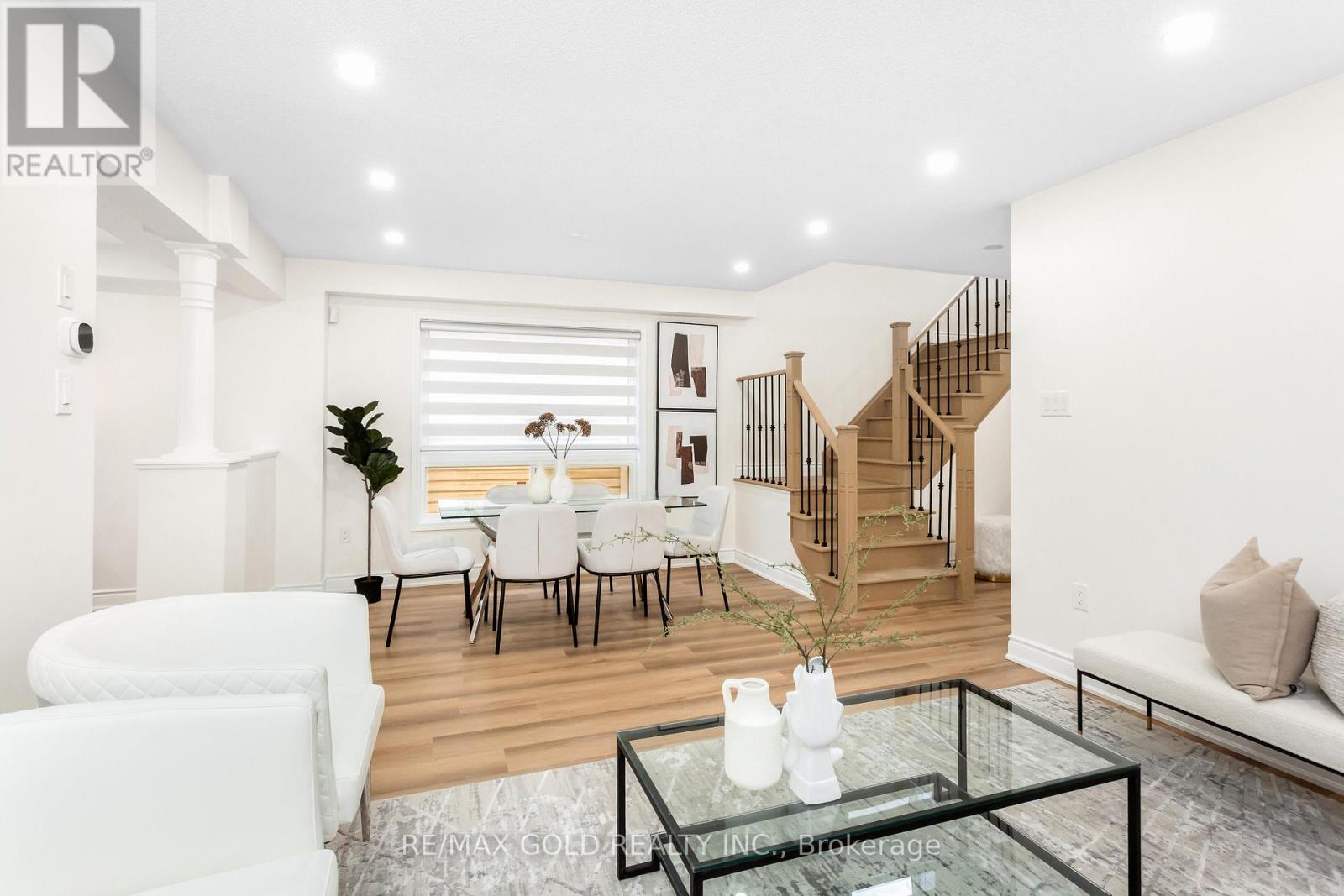 70 Livingston Road, Milton, Ontario  L9T 6B6 - Photo 11 - W12808800