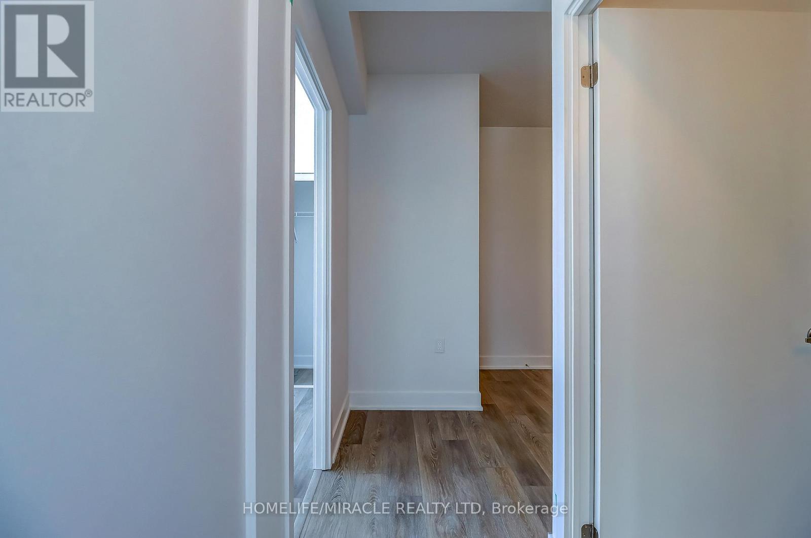 903 - 2088 James Street, Burlington, Ontario  L7R 0H2 - Photo 15 - W12809214