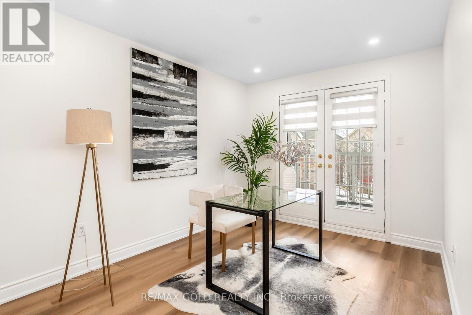 70 Livingston Road, Milton, Ontario  L9T 6B6 - Photo 23 - W12808800