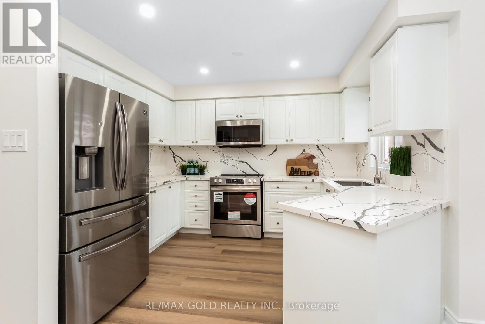 70 Livingston Road, Milton, Ontario  L9T 6B6 - Photo 18 - W12808800