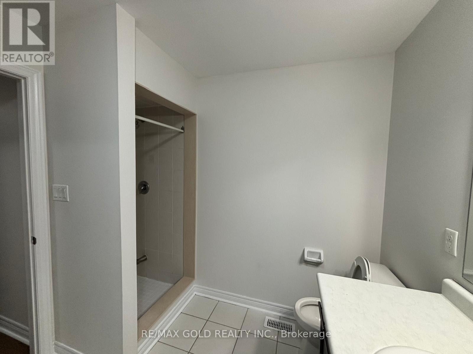 88 Lightcatcher Circle, Brampton, Ontario  L6P 3P4 - Photo 21 - W12809238