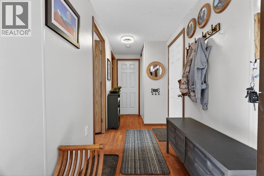 443 Homestead Trail Se, High River, Alberta  T1V 1J9 - Photo 5 - A2283643