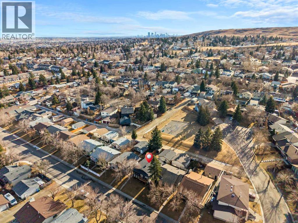 51 Berwick Hill Nw, Calgary, Alberta  T3K 1C4 - Photo 43 - A2287109