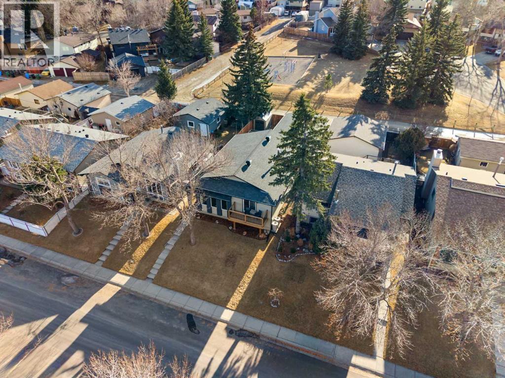 51 Berwick Hill Nw, Calgary, Alberta  T3K 1C4 - Photo 40 - A2287109