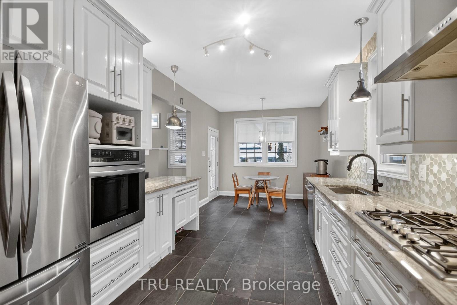 590 Anjana Circle, Ottawa, Ontario  K2J 0C9 - Photo 15 - X12809952