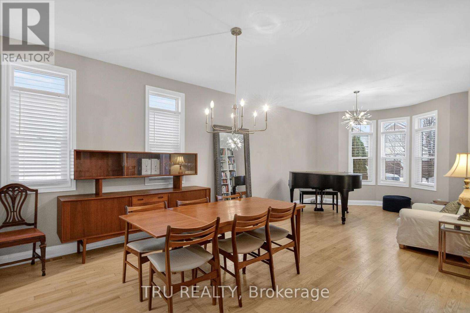 590 Anjana Circle, Ottawa, Ontario  K2J 0C9 - Photo 5 - X12809952